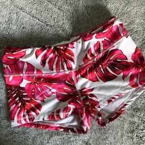 Pink Leaf Fleo Shorts
